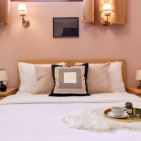Le Petit & Cosy - Best Location Old Town & Quiet Bukarest Eksteriør billede