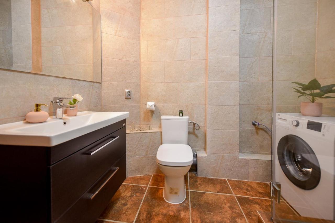 Le Petit & Cosy - Best Location Old Town & Quiet Bukarest Eksteriør billede